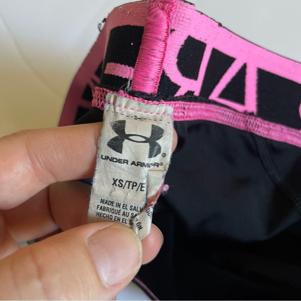 Under Armour Shorts - Picture 5 of 5